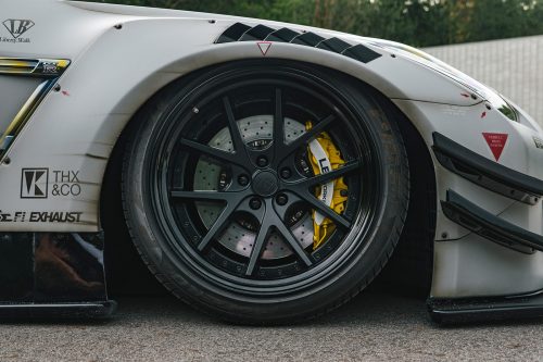 Liberty Walk, Type 2 LB-WORKS Nissan GT-R R35 Full Body Kit