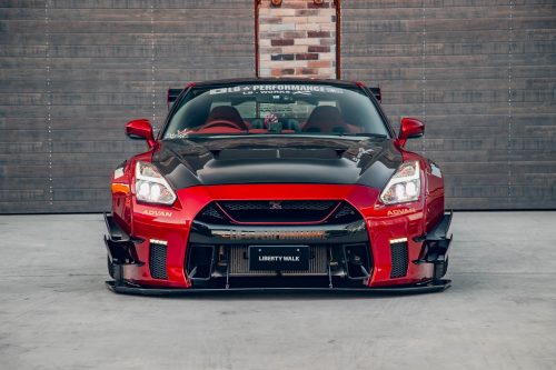 Liberty Walk WORKS Nissan GT-R R35 Type 2 Widebody Full Kit