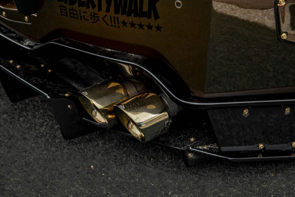 Liberty Walk WORKS Nissan GT-R R35 Type 2 Widebody Full Kit