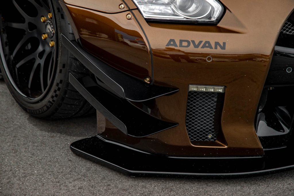 Liberty Walk WORKS Nissan GT-R R35 Type 2 Widebody Full Kit