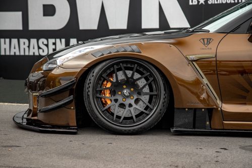 Liberty Walk WORKS Nissan GT-R R35 Type 2 Widebody Full Kit