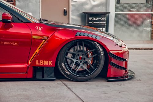 Liberty Walk WORKS Nissan GT-R R35 Type 2 Widebody Full Kit