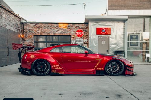Liberty Walk WORKS Nissan GT-R R35 Type 2 Widebody Full Kit