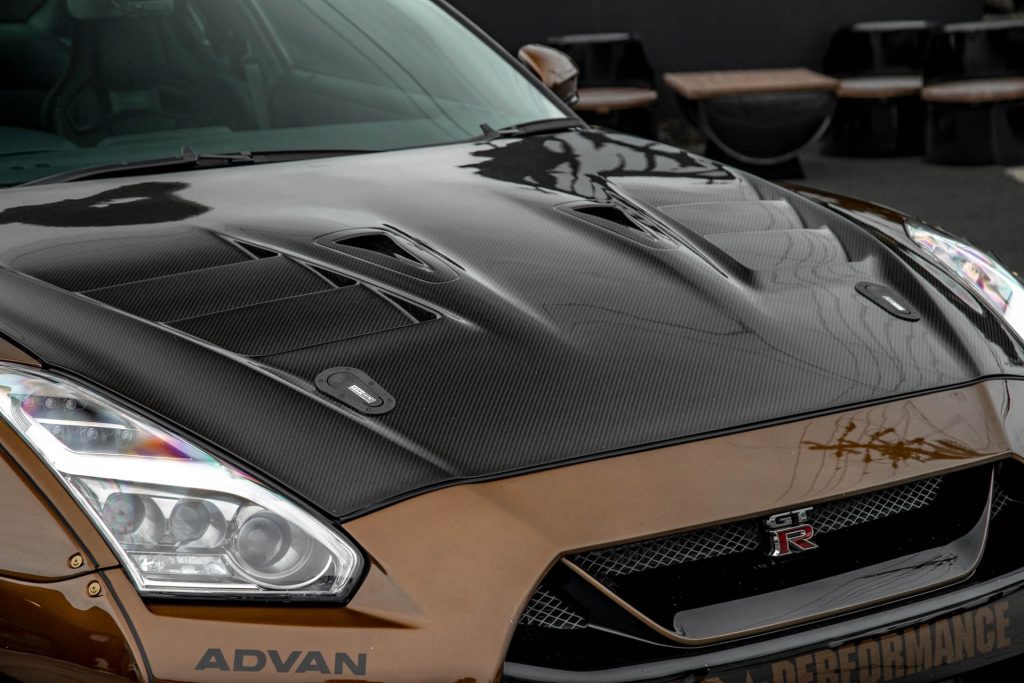 Liberty Walk WORKS Nissan GT-R R35 Type 2 Widebody Full Kit