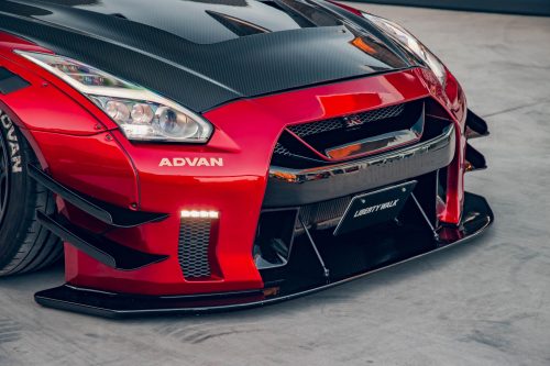 Liberty Walk WORKS Nissan GT-R R35 Type 2 Widebody Full Kit