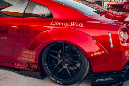 Liberty Walk WORKS Nissan GT-R R35 Type 2 Widebody Full Kit