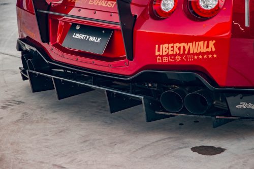 Liberty Walk WORKS Nissan GT-R R35 Type 2 Widebody Full Kit