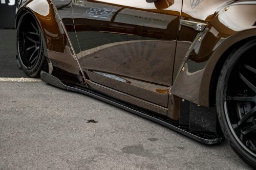 Liberty Walk WORKS Nissan GT-R R35 Type 2 Widebody Full Kit