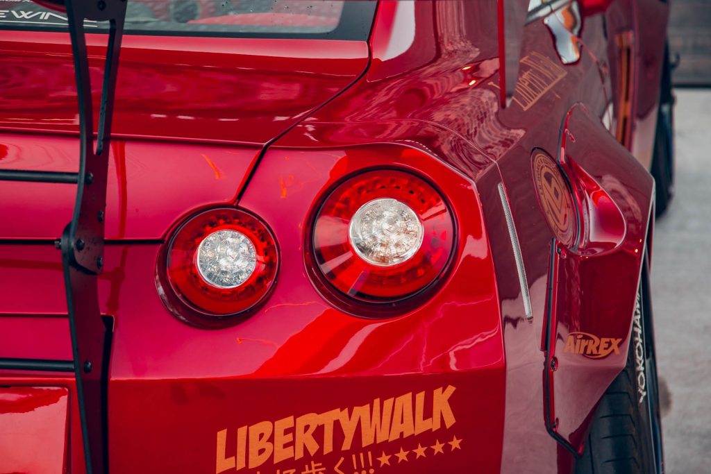 Liberty Walk WORKS Nissan GT-R R35 Type 2 Widebody Full Kit