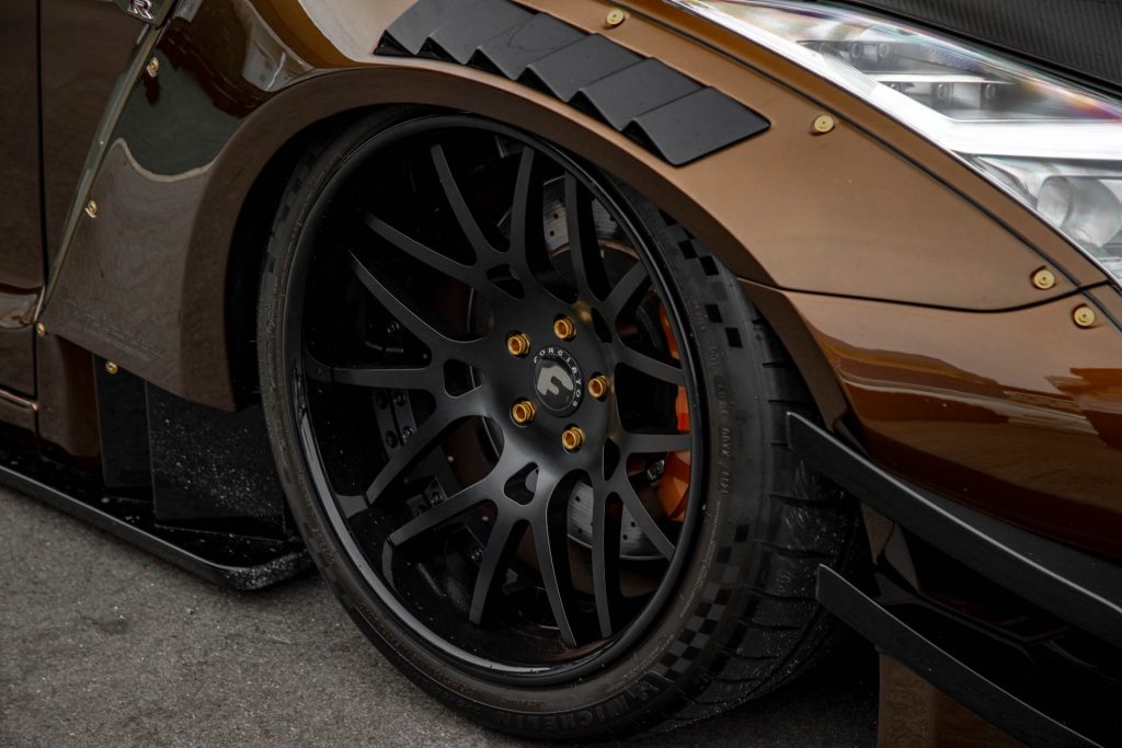 Liberty Walk WORKS Nissan GT-R R35 Type 2 Widebody Full Kit