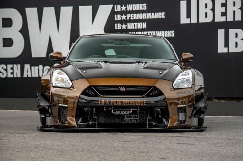 Liberty Walk WORKS Nissan GT-R R35 Type 2 Widebody Full Kit
