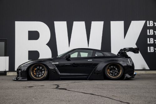LB-WORKS GT-R NISSAN R35 TYPE 1.5 BY LIBERTY WALK FENDERS