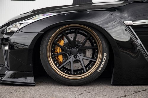 LB-WORKS GT-R NISSAN R35 TYPE 1.5 BY LIBERTY WALK FENDERS