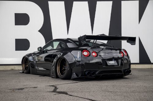 LB-WORKS GT-R NISSAN R35 TYPE 1.5 BY LIBERTY WALK FENDERS